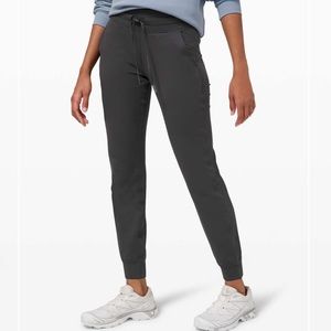 Lululemon Women’s ready to rulu jogger